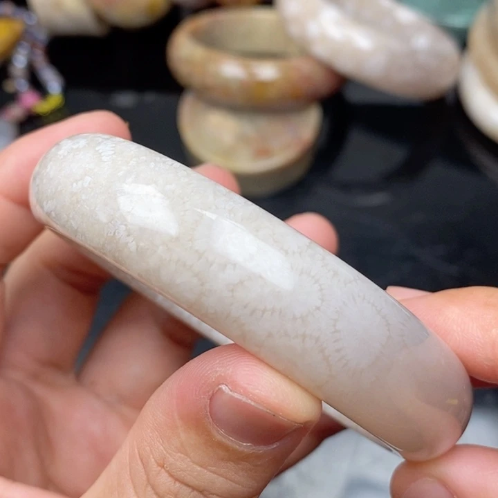 硅化玉手镯未镶嵌61.8