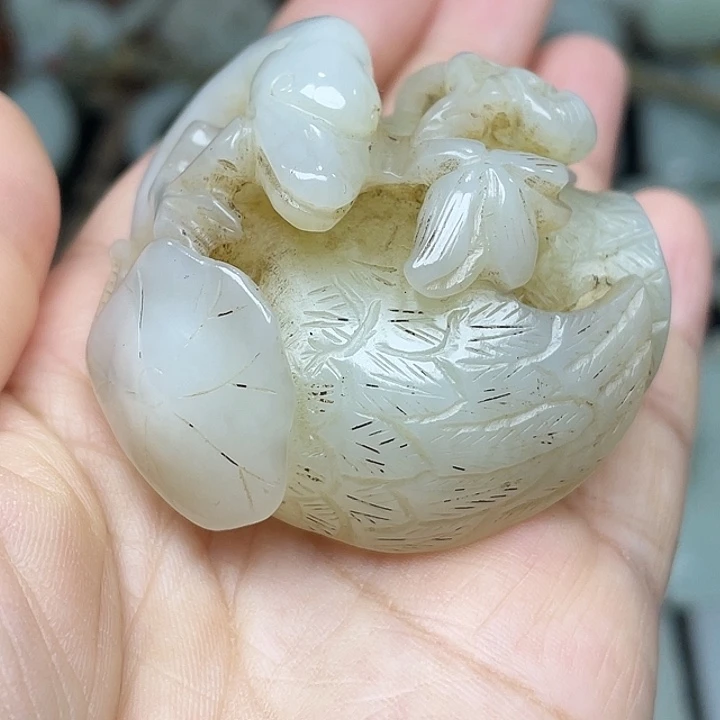 丝***堂和田玉未镶嵌把件