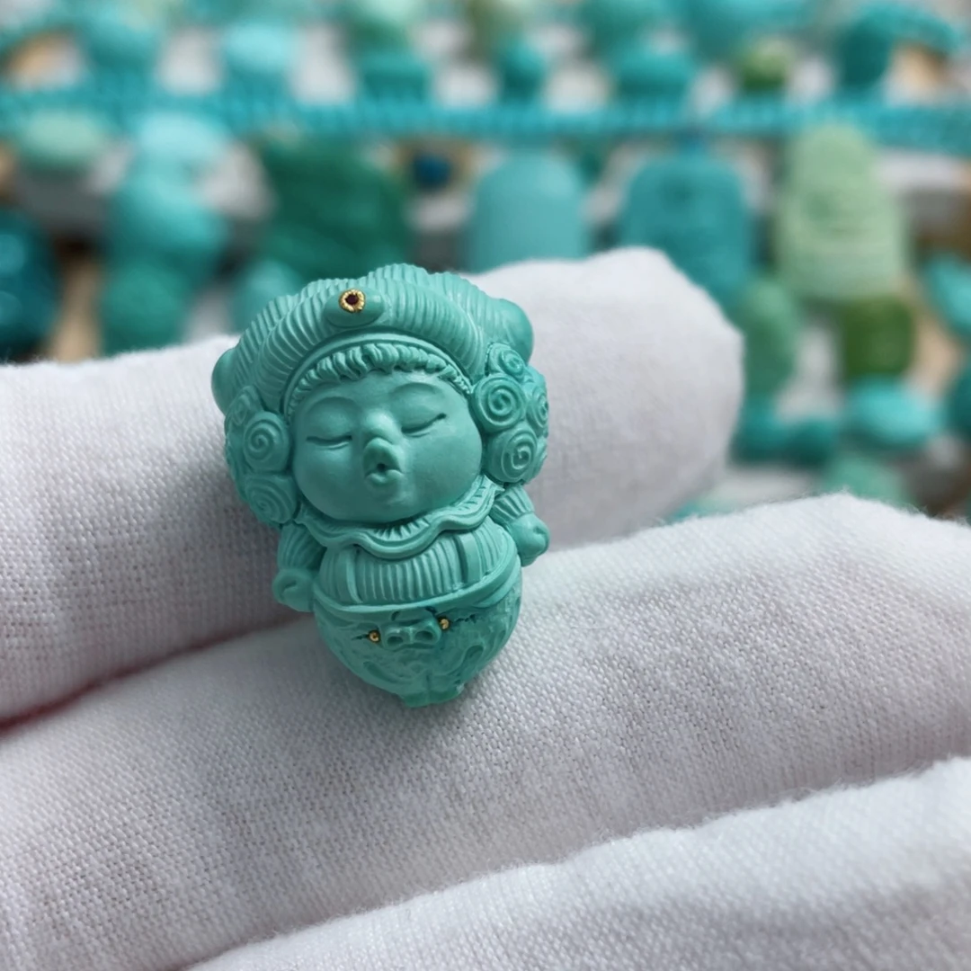 绿松石未镶嵌珠宝奇石