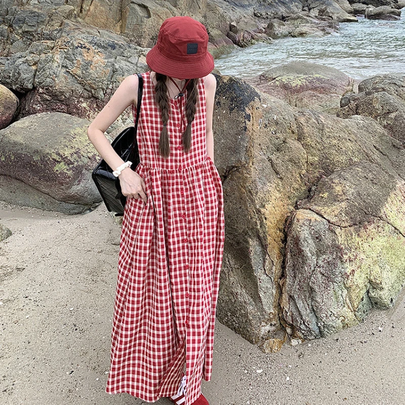 单排扣连衣裙夏季2024新款格子度假气质收腰无袖背心衬衫裙中长款