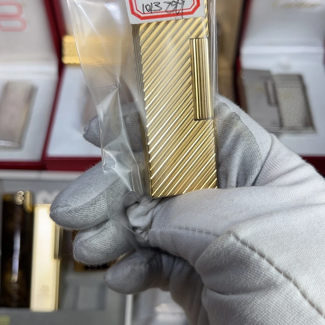 云***中古二手打火机云奢