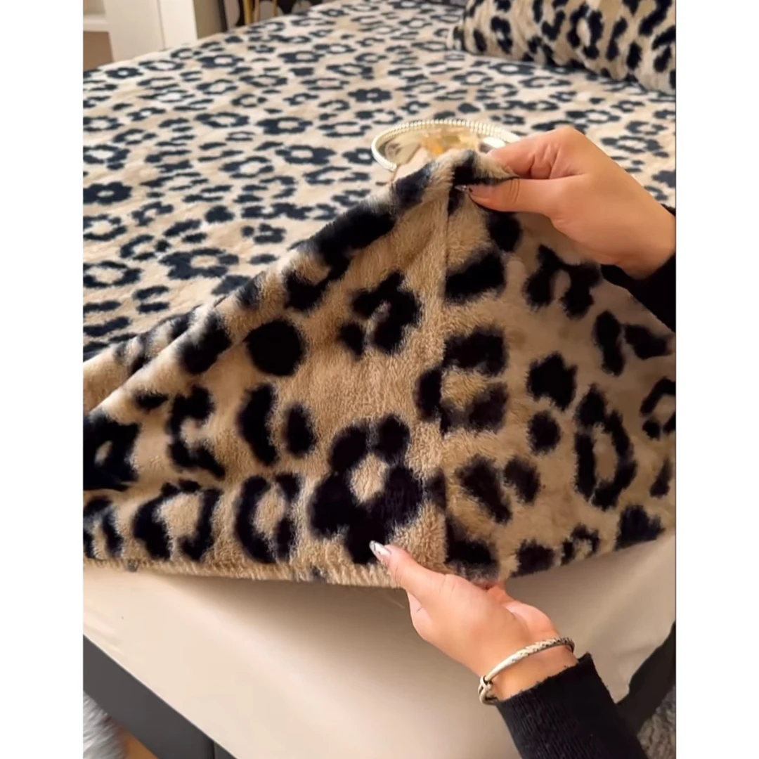 高品质秋冬加厚仿兔毛绒床笠1.5米1.8单件轻奢风牛奶珊瑚绒床垫