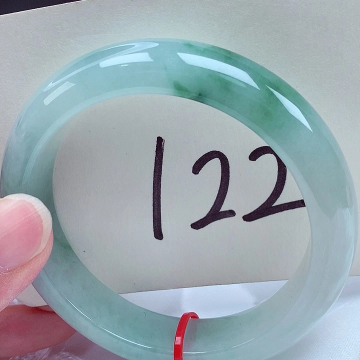 翡翠未镶嵌手镯翡翠