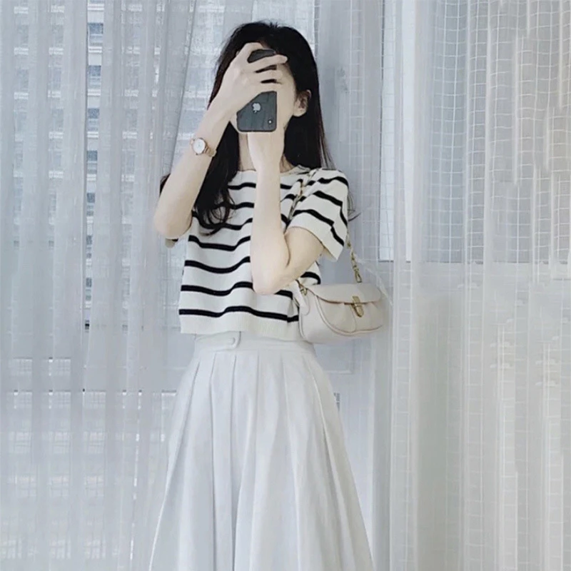 小个子显高成套搭配轻熟风港风复古套装夏季条纹上衣半身裙两件套