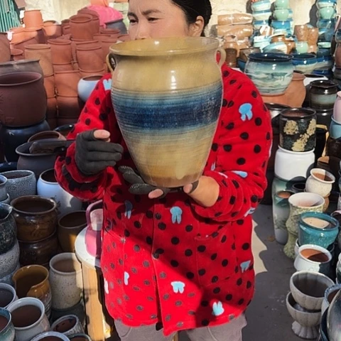 口20高27瑕疵一个。