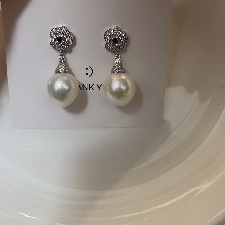 银S925镶嵌耳饰淡水珍珠