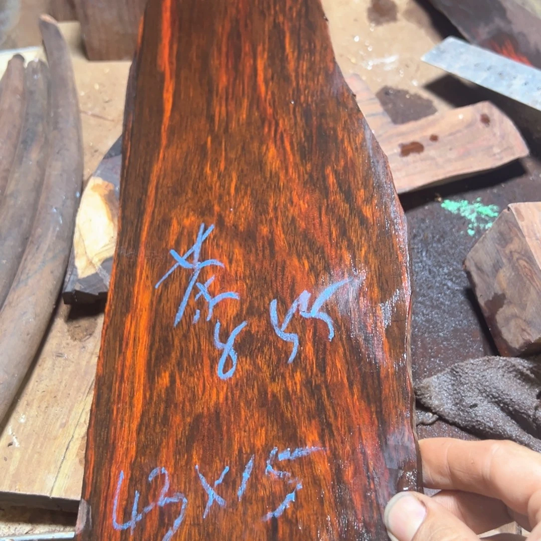 茶***8交趾黄檀（大红酸枝）