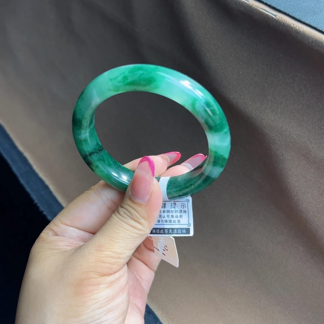 石英质玉手镯未镶嵌57