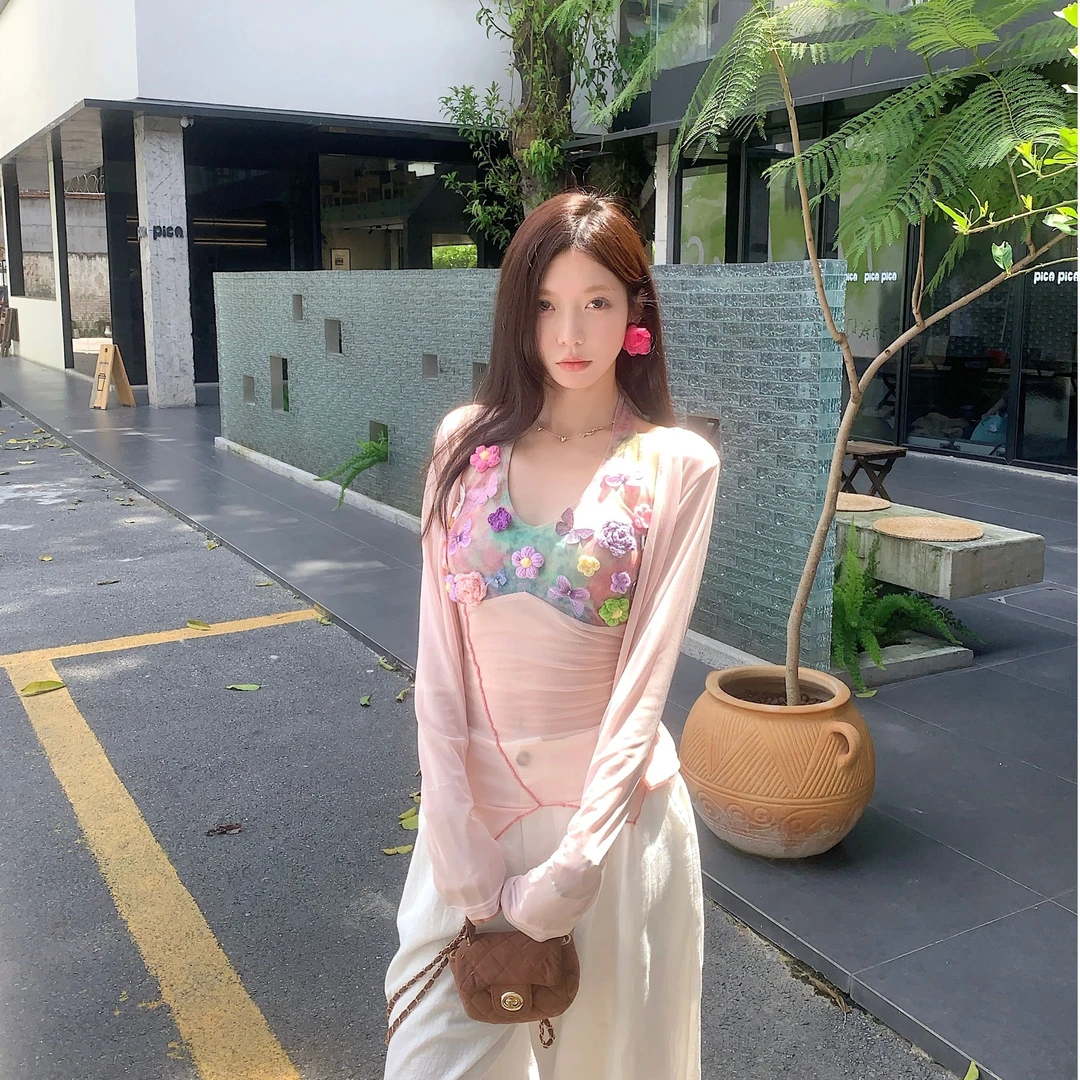 甜辣妹重工立体花朵挂脖背心+夏日百搭开衫 8978#