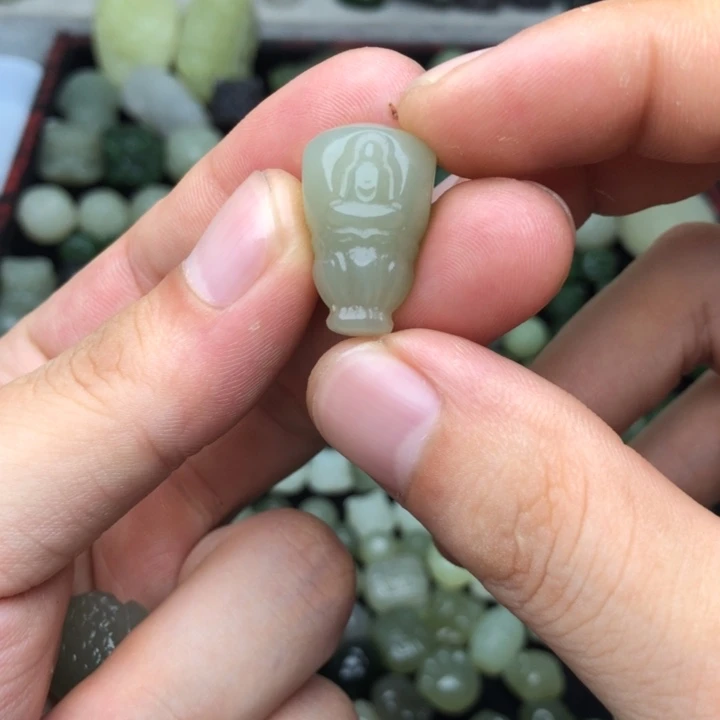 【闪购商品】和田玉未镶嵌颈饰