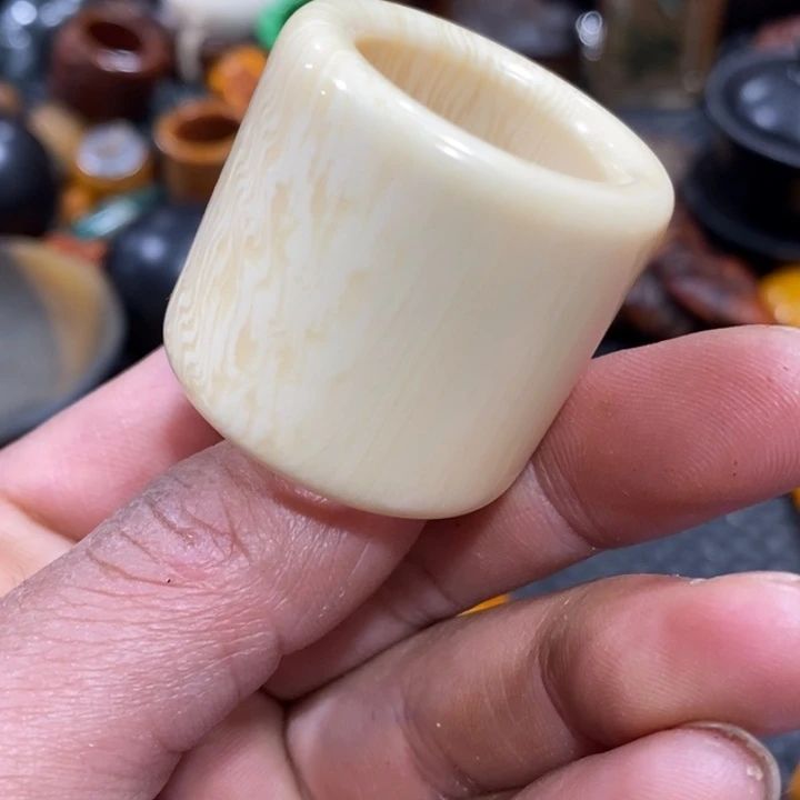 滴血莲花菩提吊坠