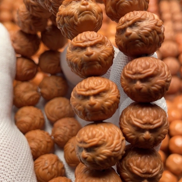 猴头核桃吊坠冷**月斗战胜佛