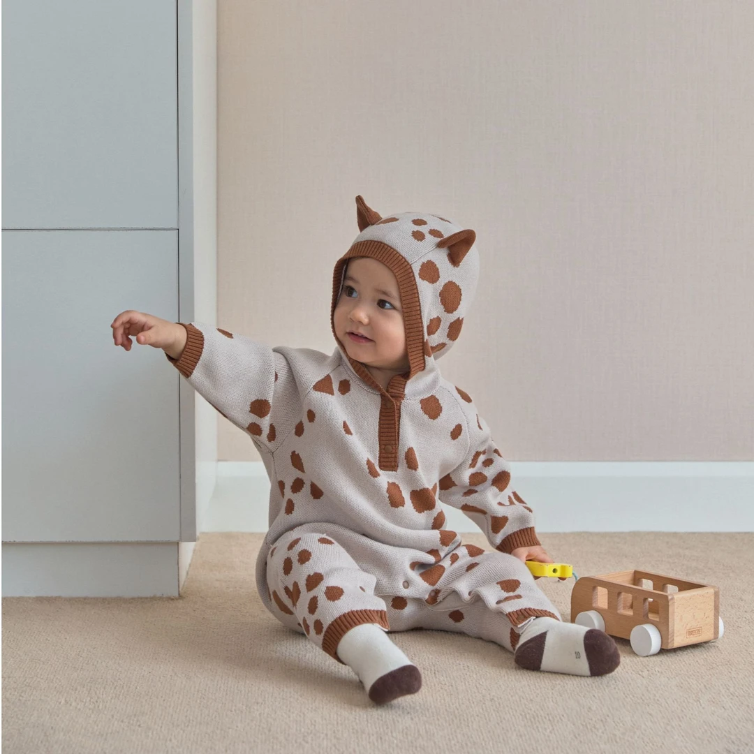 papa爬爬秋冬宝宝连体衣婴儿衣服针织长袖连帽爬服外出