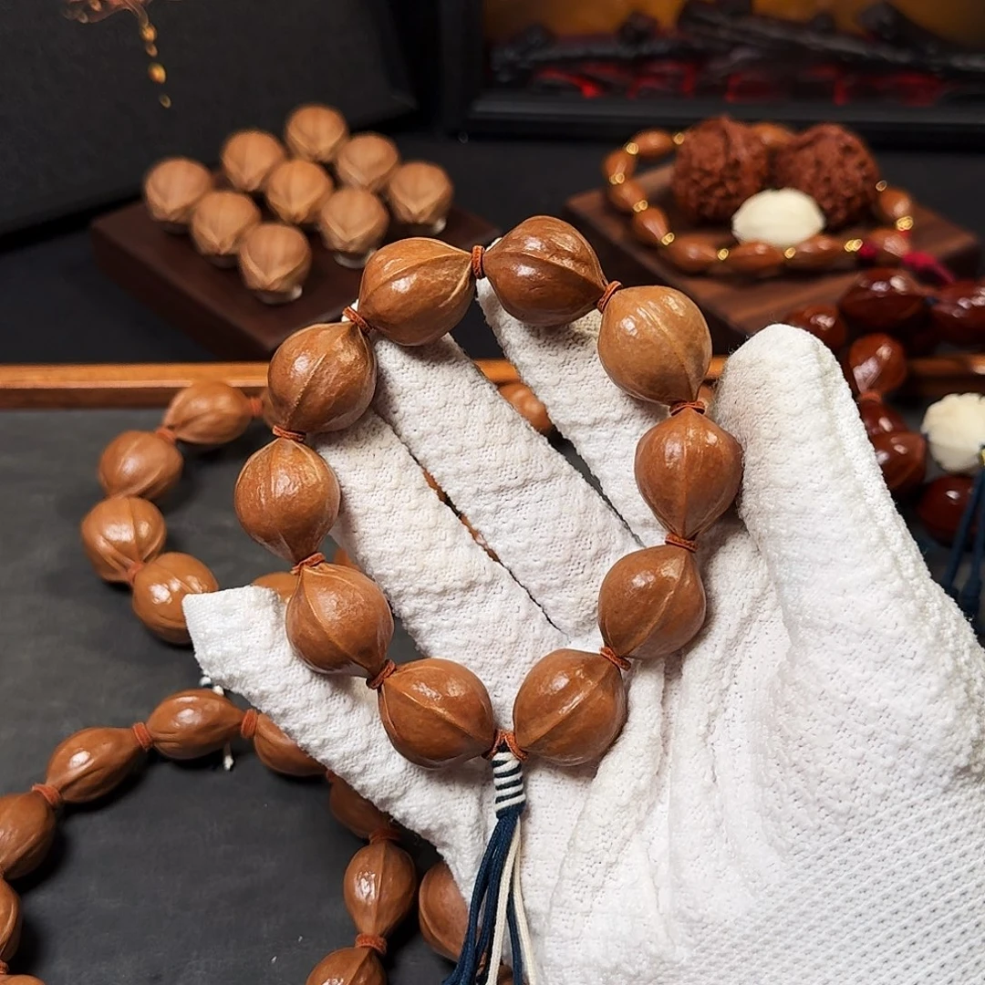 2.0*2.5短圆款原生态梅林铁核手串