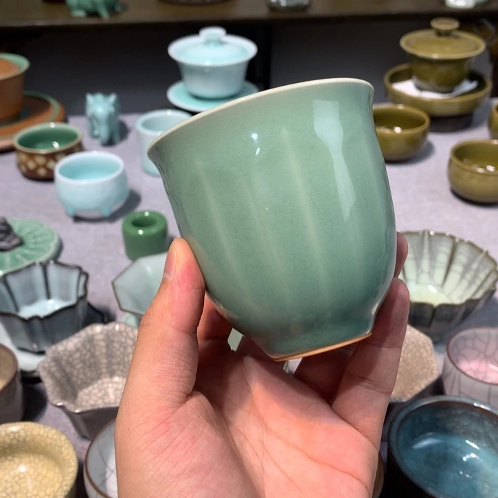 龙泉青瓷精品主人杯