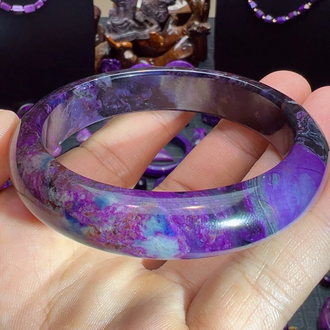 未镶嵌苏纪石（舒俱来）手镯