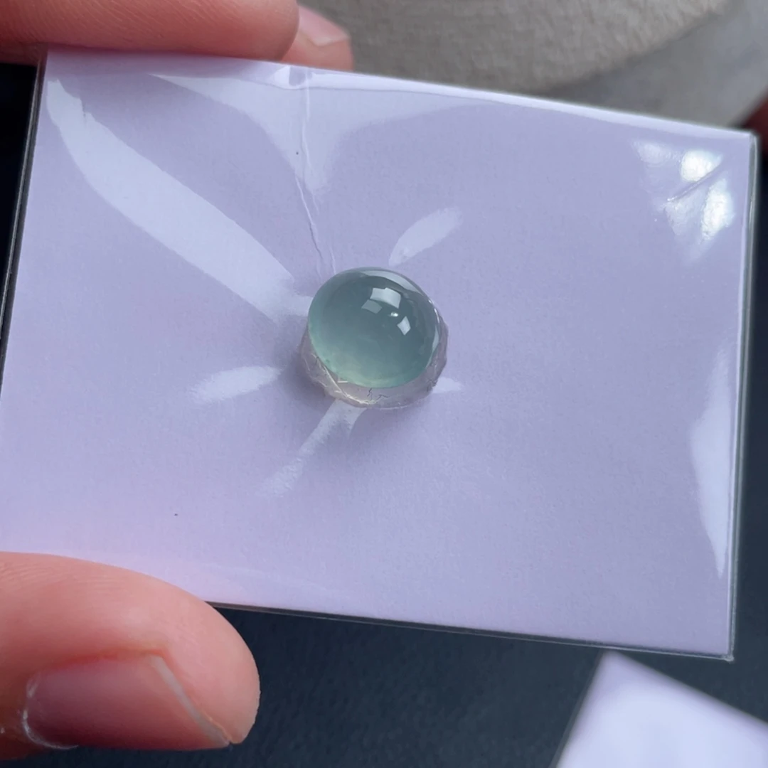 定制翡翠未镶嵌底部有