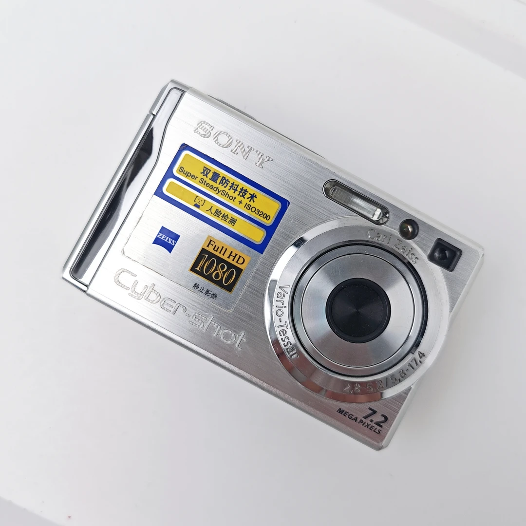 9新 Sony/索尼 w80自备读卡器720万复古氛围感ccd数码相机