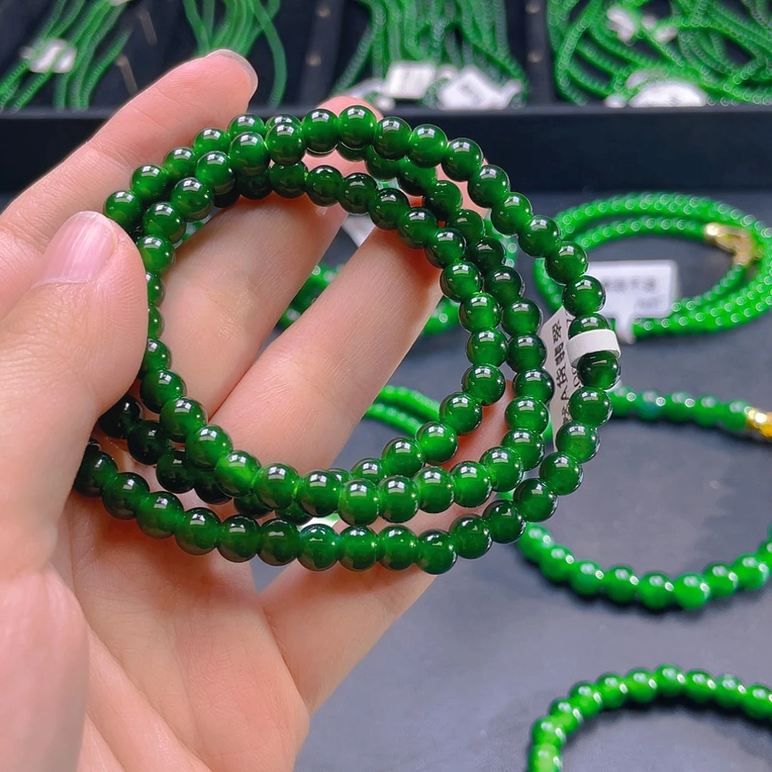 翡翠未镶嵌颈饰