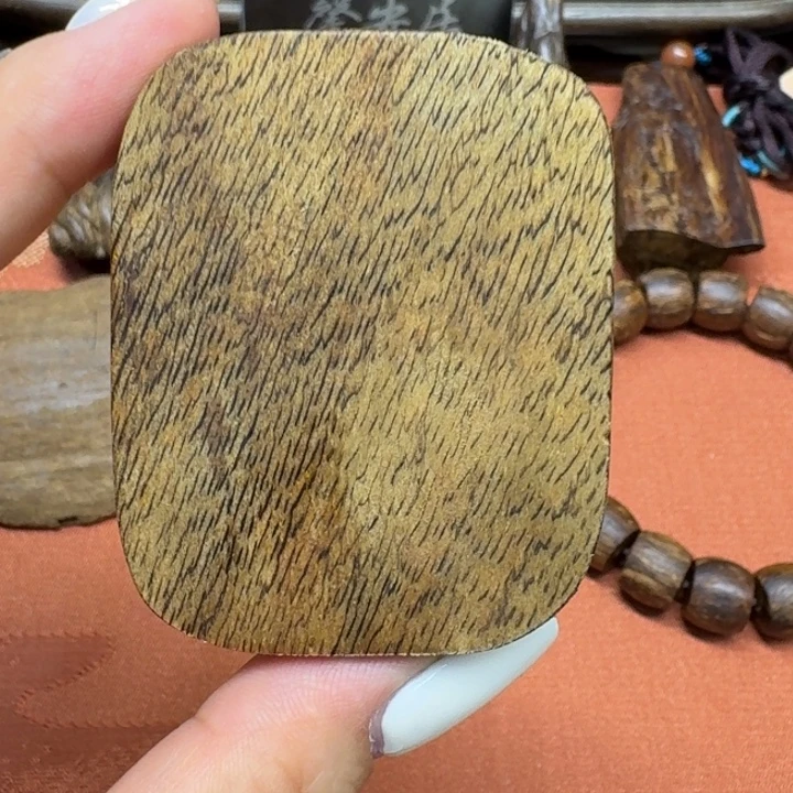 大叶紫檀（黑酸枝木类）