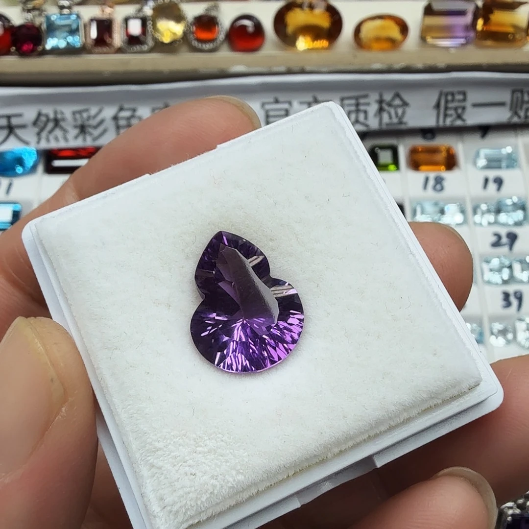 紫晶未镶嵌珠宝半成品抢购福利款精美千禧切平安葫芦15.3×12毫米