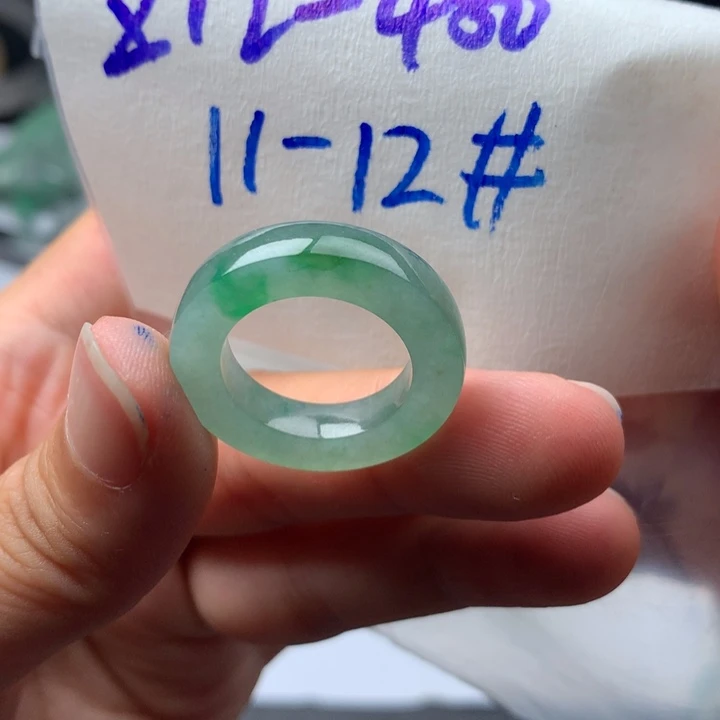 定制翡翠未镶嵌戒圈