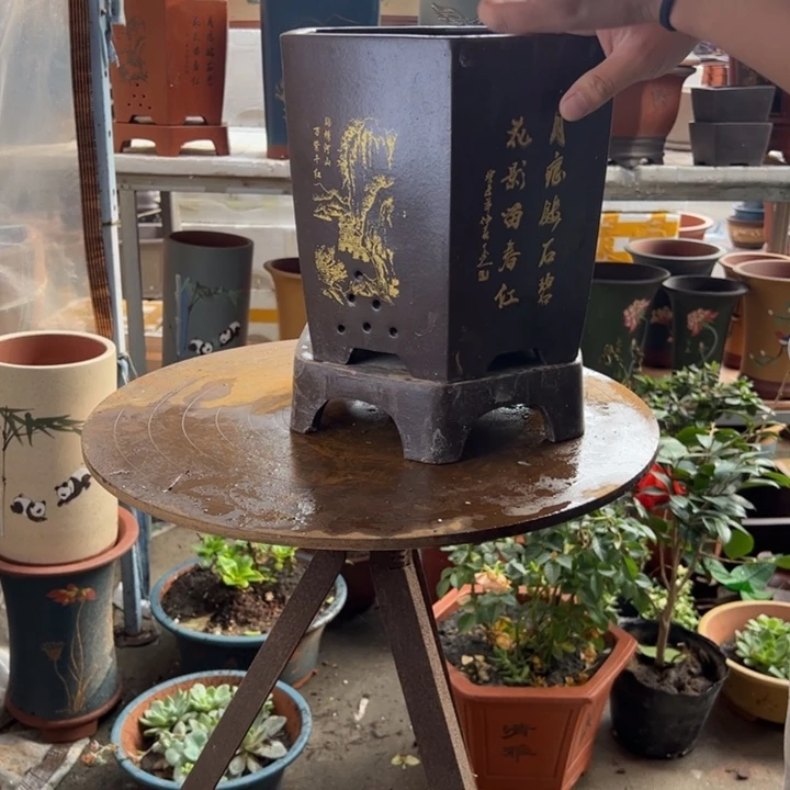 宜兴紫砂棕如意六方大号加拖