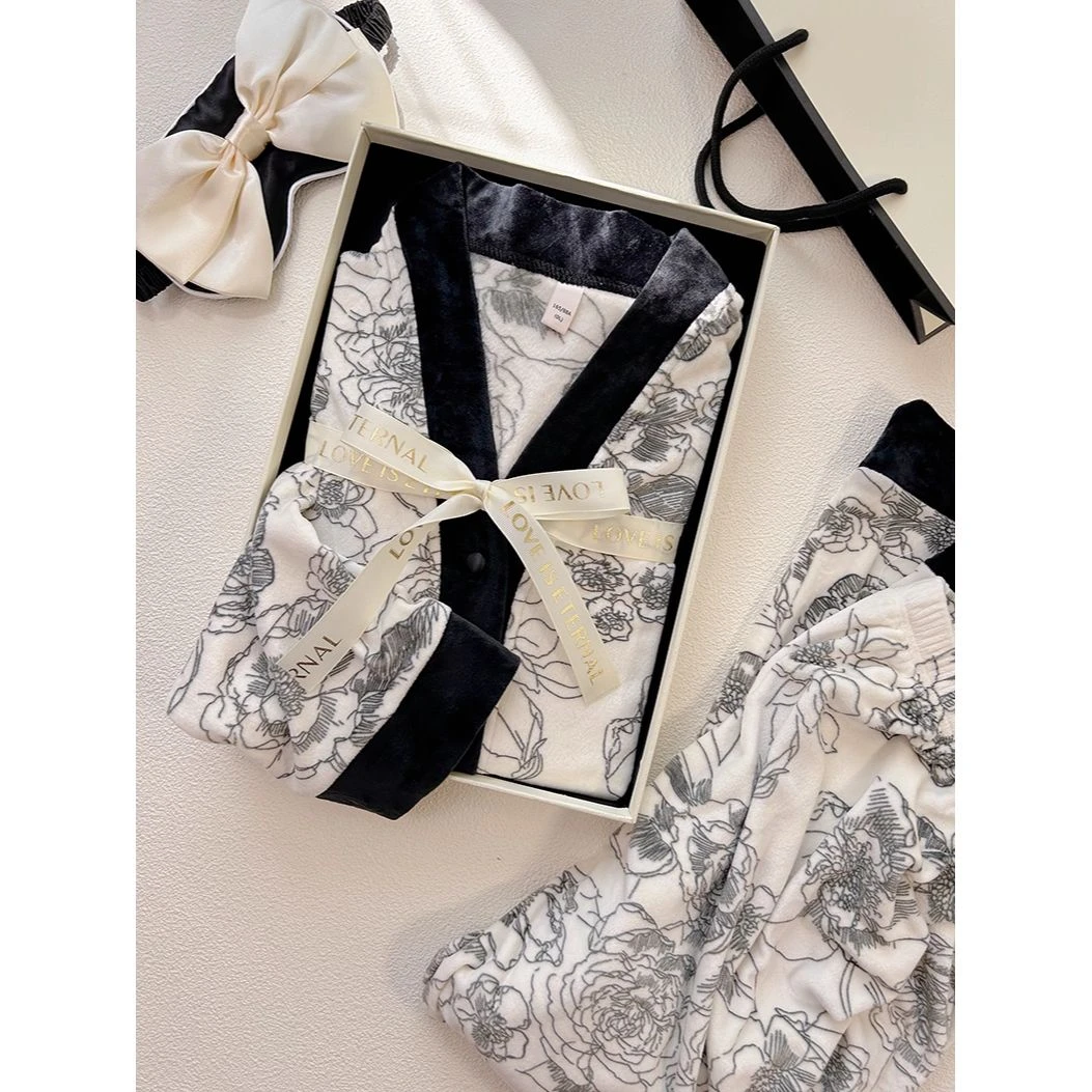 秋冬新款海岛绒水墨印花睡衣女保暖加绒家居服送闺蜜生日礼物礼盒