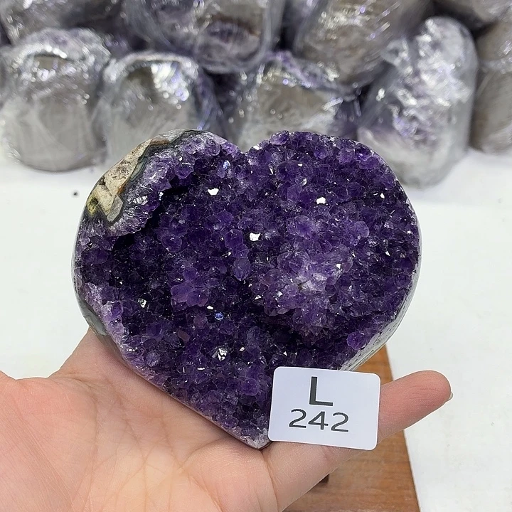 未镶嵌水晶摆件天然紫水晶