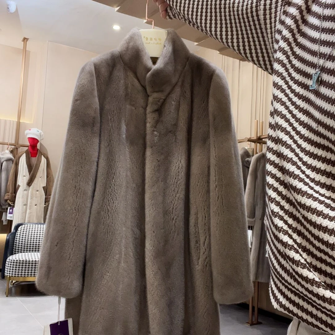 蛇***运02银蓝原色水貂外套