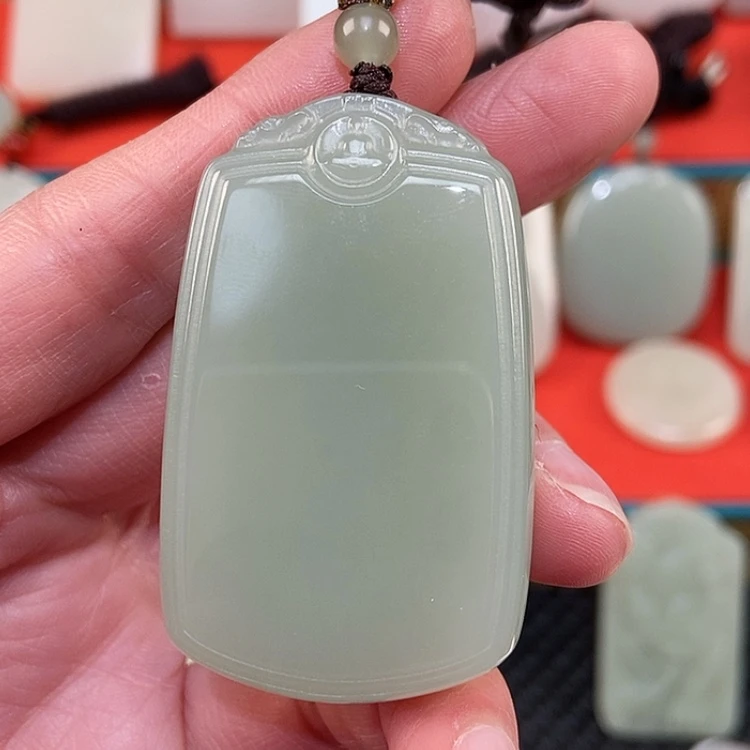 【闪购商品】颈饰未镶嵌和田玉