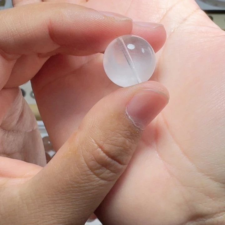 水晶单珠未镶嵌配的白色