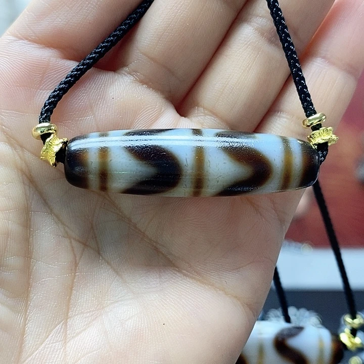 玛瑙/玉髓颈饰合金
