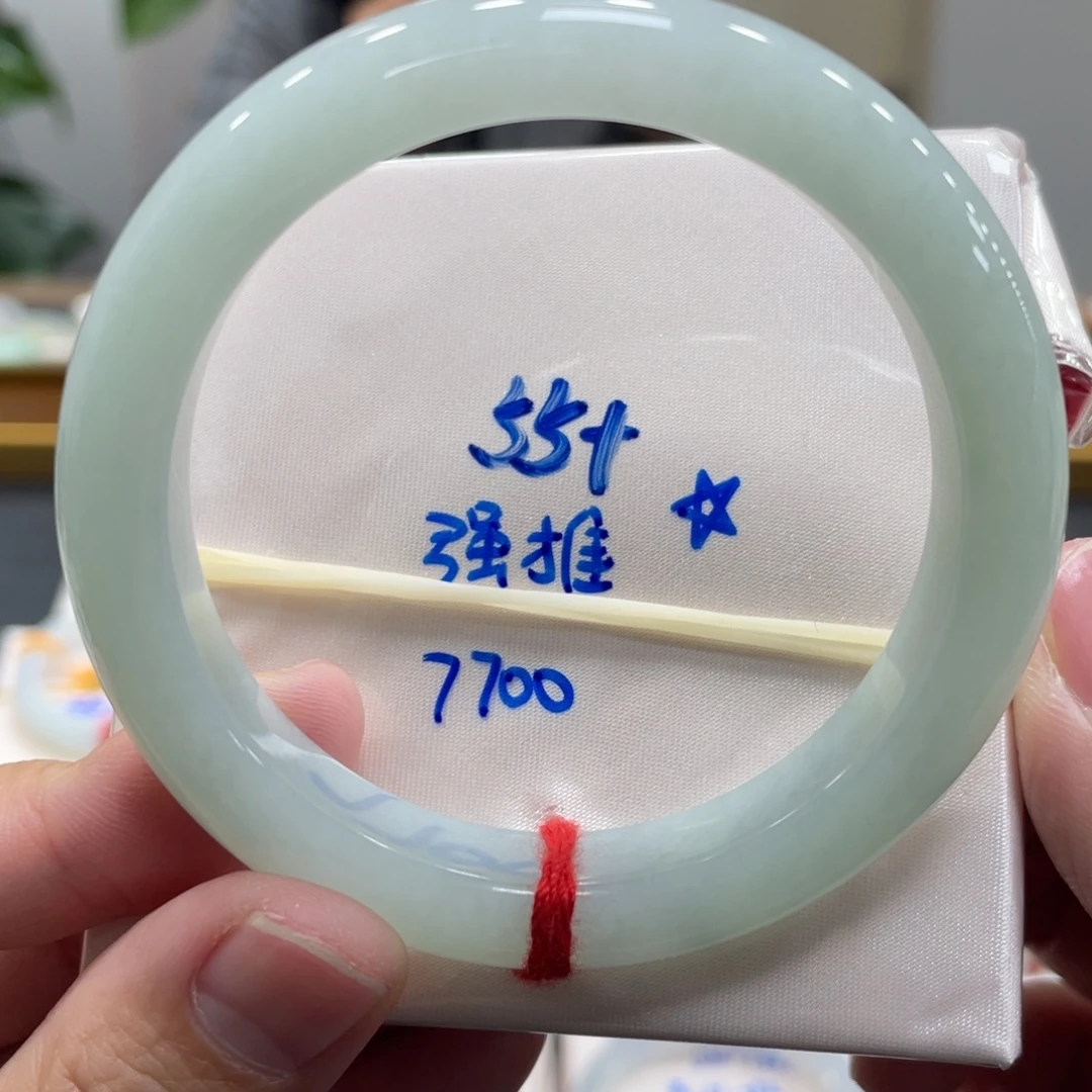 翡翠未镶嵌手镯翡翠