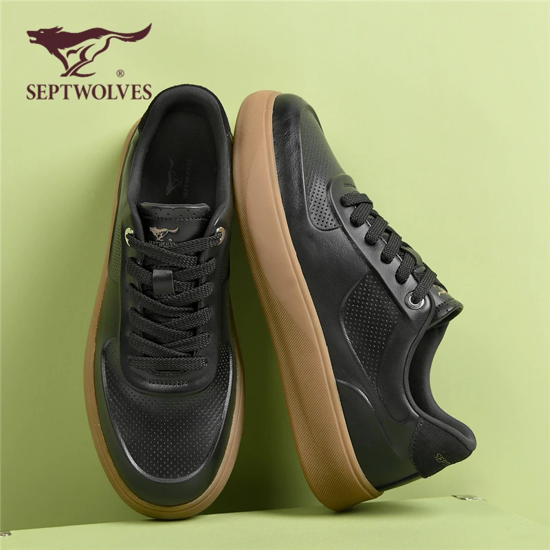 七匹狼休闲鞋琥珀流光风透气板鞋耐磨百搭时尚运动鞋潮鞋男鞋9813