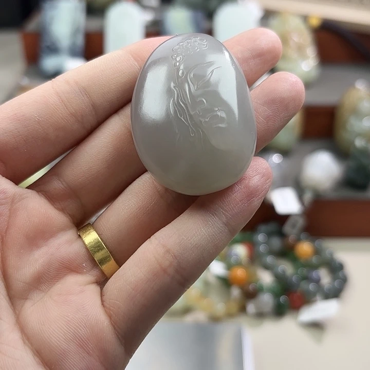 和田玉未镶嵌挂件