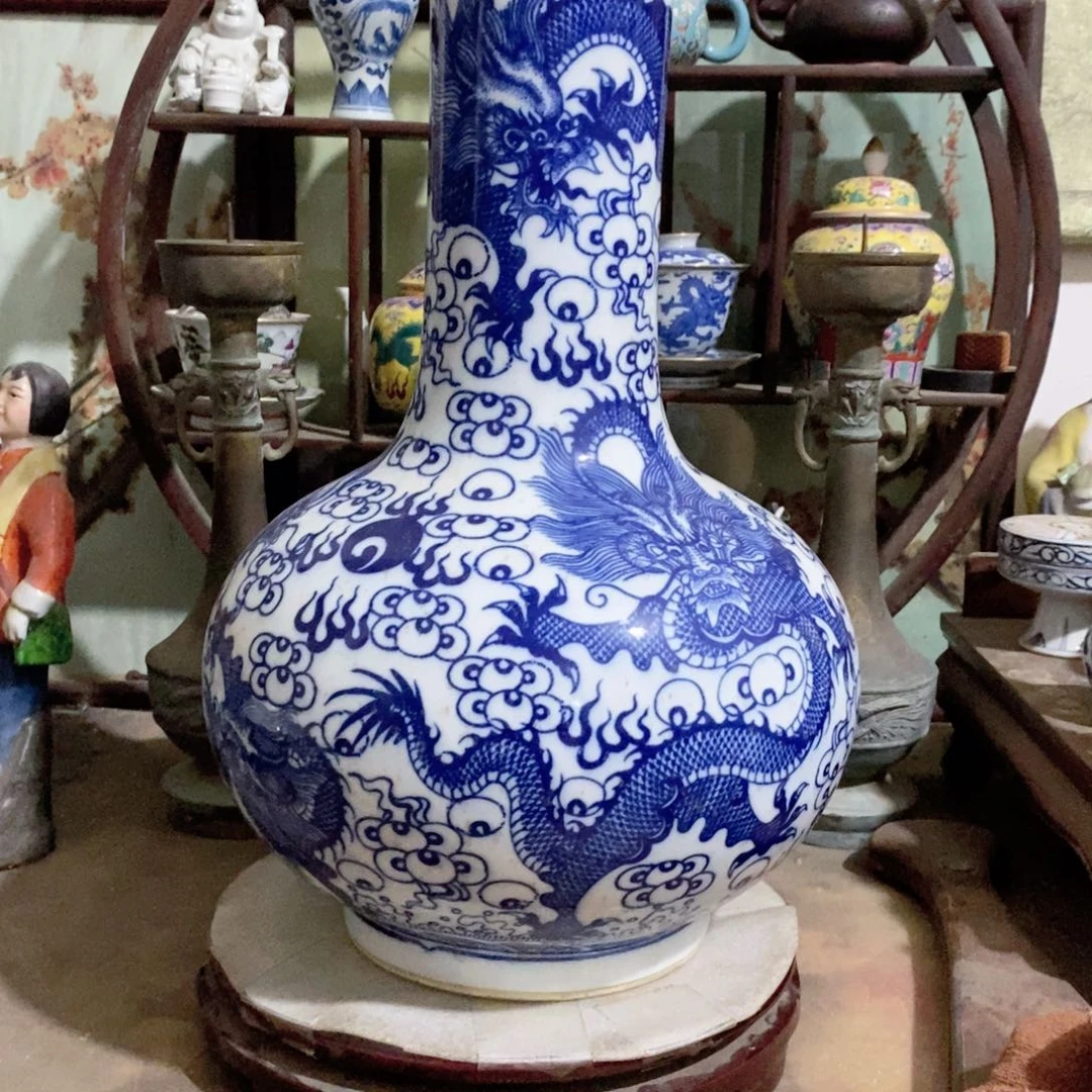 静***，花瓶摆件我就在这里默默等待