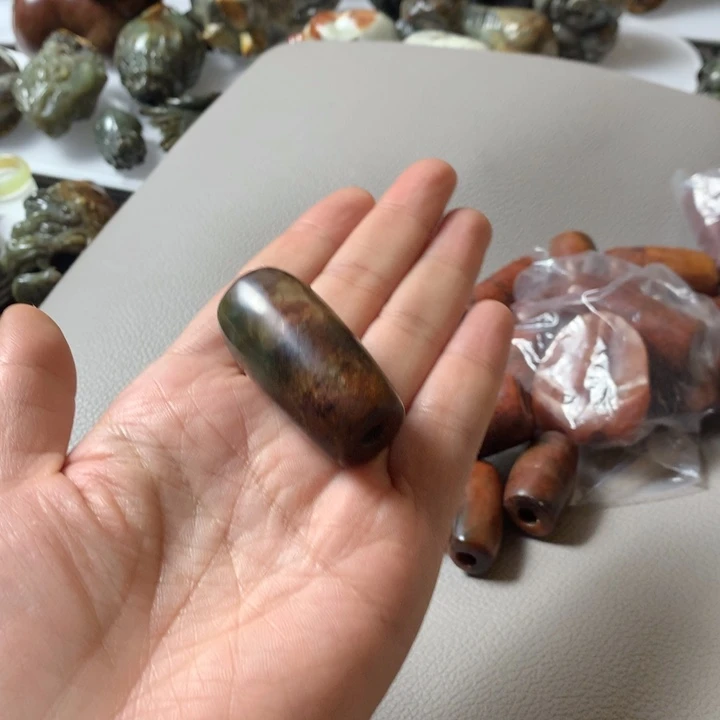 岫岩河磨玉（透闪石质玉）手链未镶嵌烟*