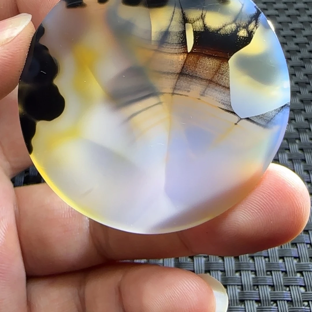 玛瑙/玉髓颈饰未镶嵌阿*善