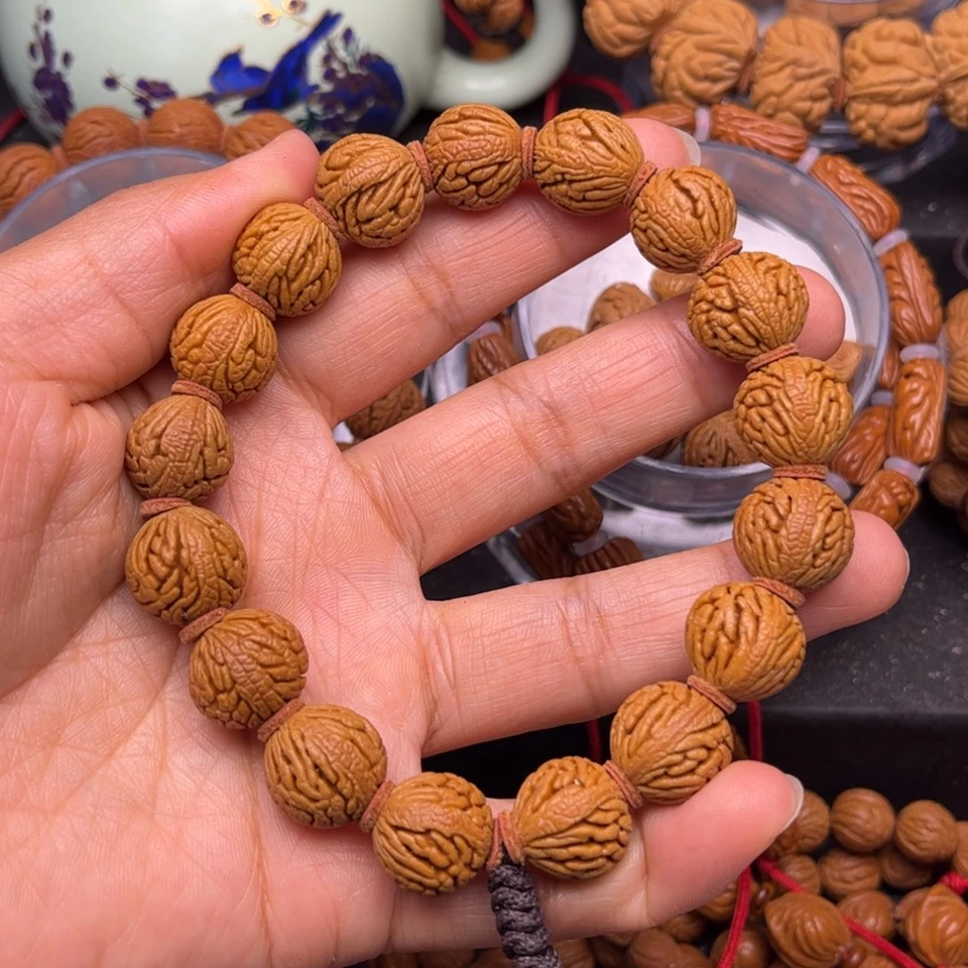 T***刘吊坠桃核龙纹桃核