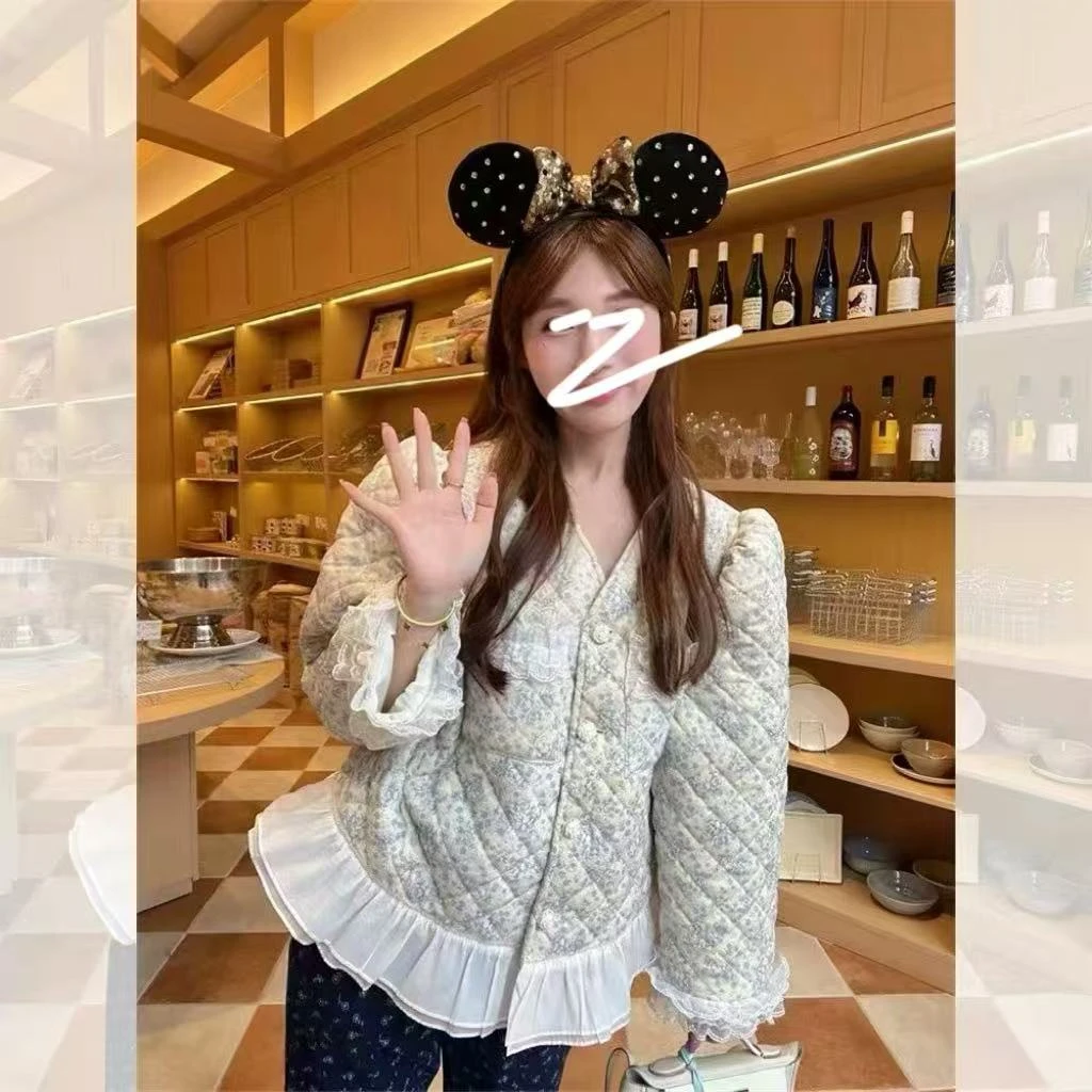 【蕾丝碎花小香外套】范范家-冬季短款碎花蕾丝气质韩版薄外套