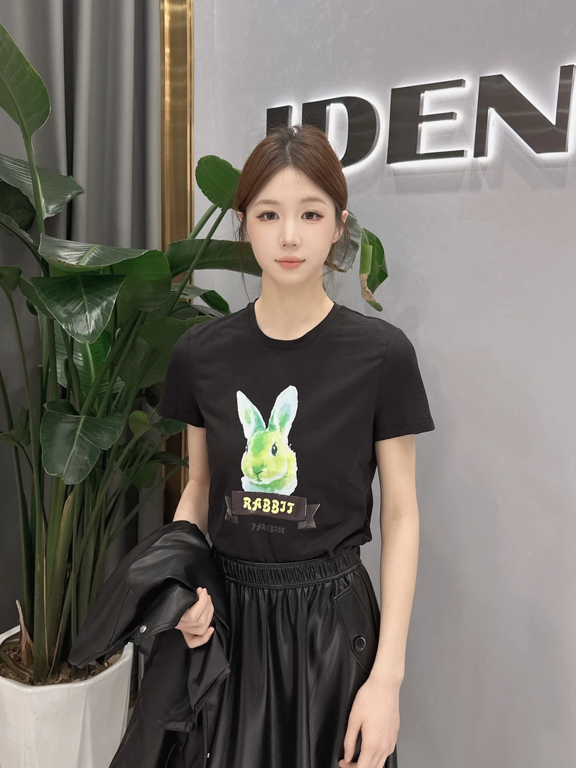 易缔媤DE31152T恤时尚休闲百搭夏季圆领显瘦半袖简约修身