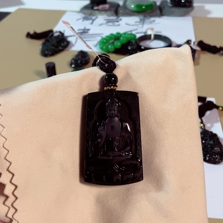 铜***哥翡翠未镶嵌颈饰吊坠