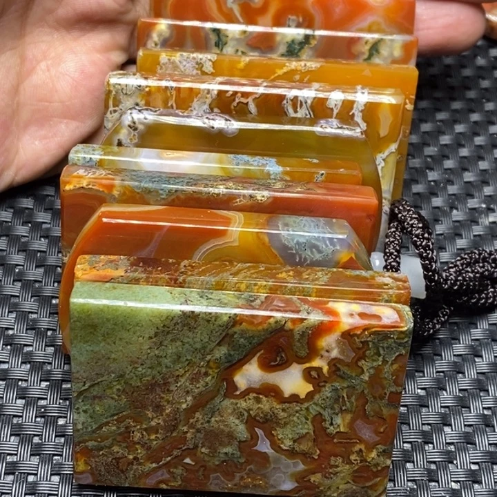 玛瑙/玉髓颈饰未镶嵌靠****哥