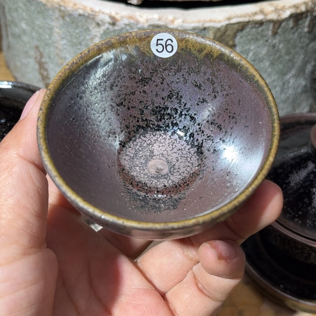 茶盏义兴龙窑坚持真柴烧落灰烧