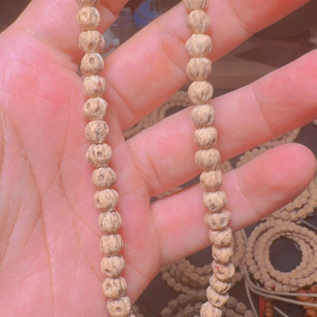 ****俊柏香籽/百香籽吊坠