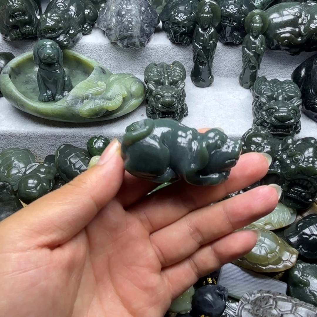 和田玉（糖玉）未镶嵌颈饰