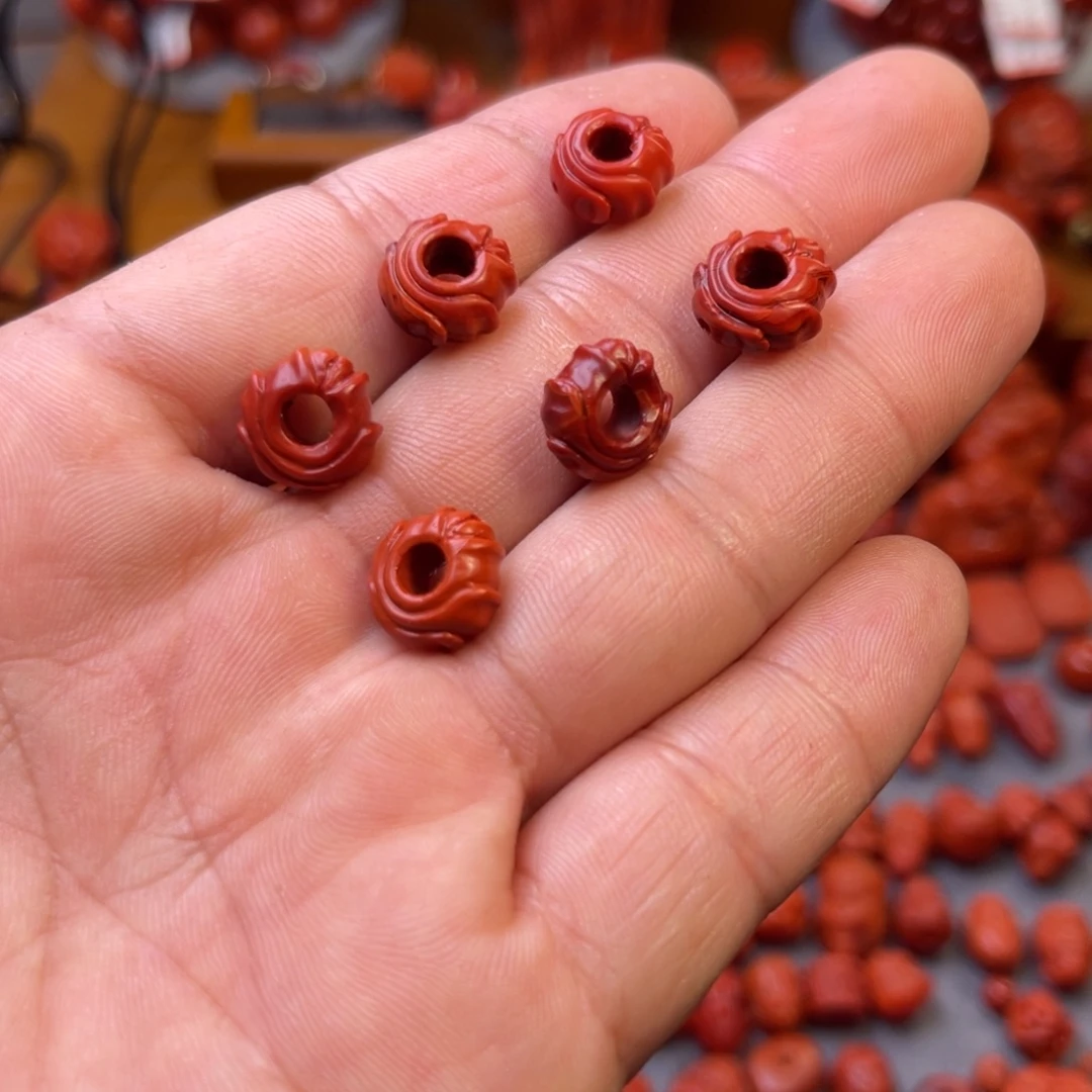 南红玛瑙未镶嵌川料精工莲花背云卡11➕多样性发货其中一件