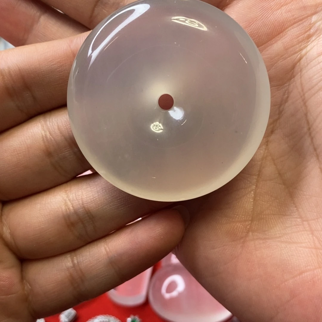 石英质玉未镶嵌吊坠