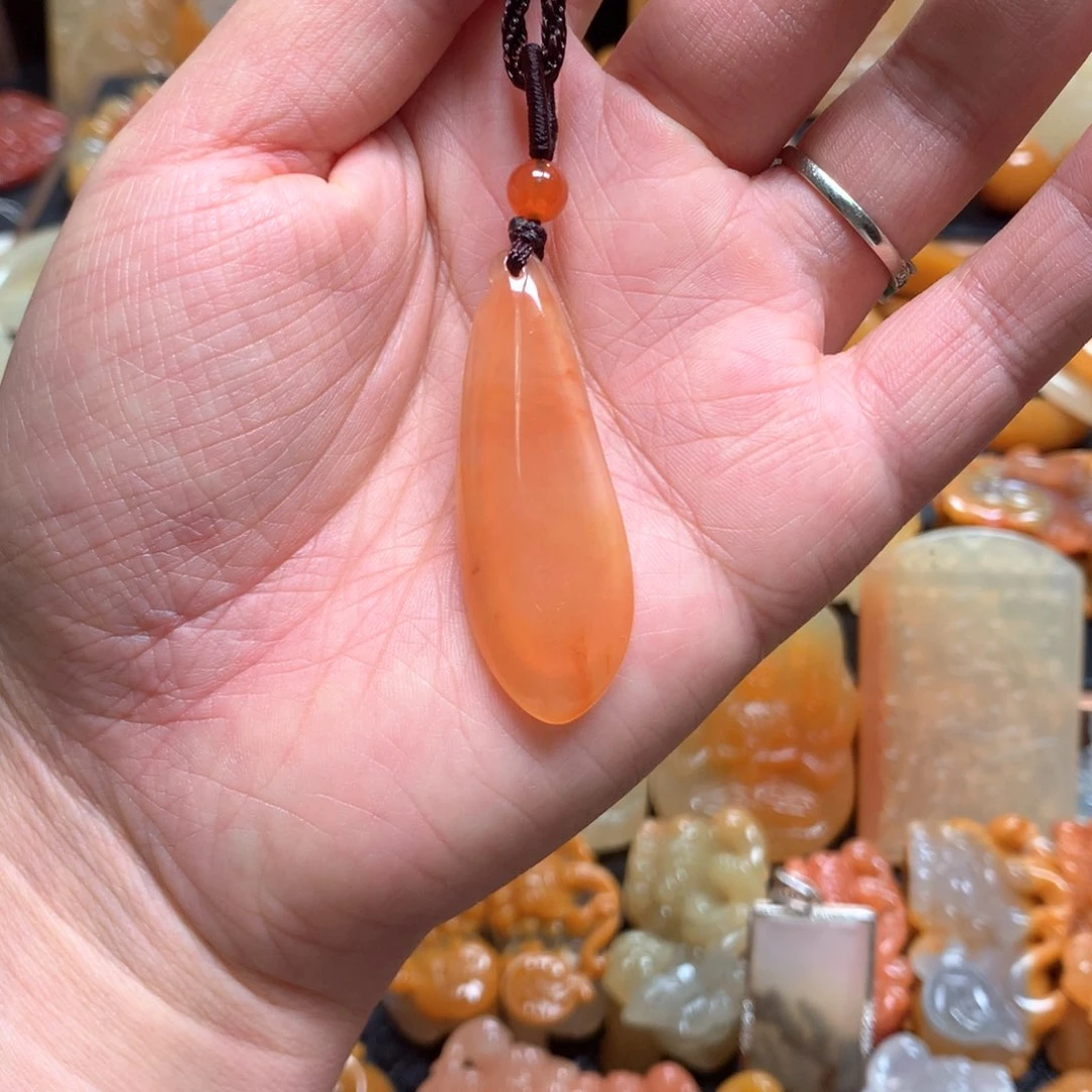 石英质玉（黄龙玉）未镶嵌挂件